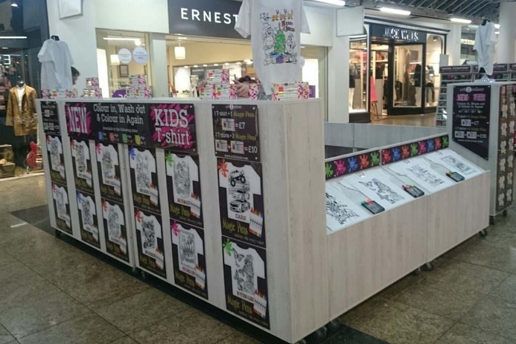 Art2Colour on POP Kiosk in Meadowhall Sheffield for Christmas period