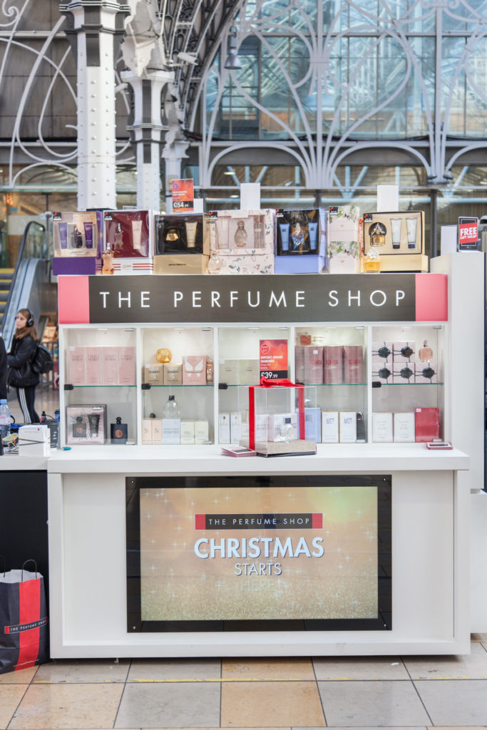 Mobile Retail Kiosk by POP Retail featuring The Perfume Shop in Paddington Station